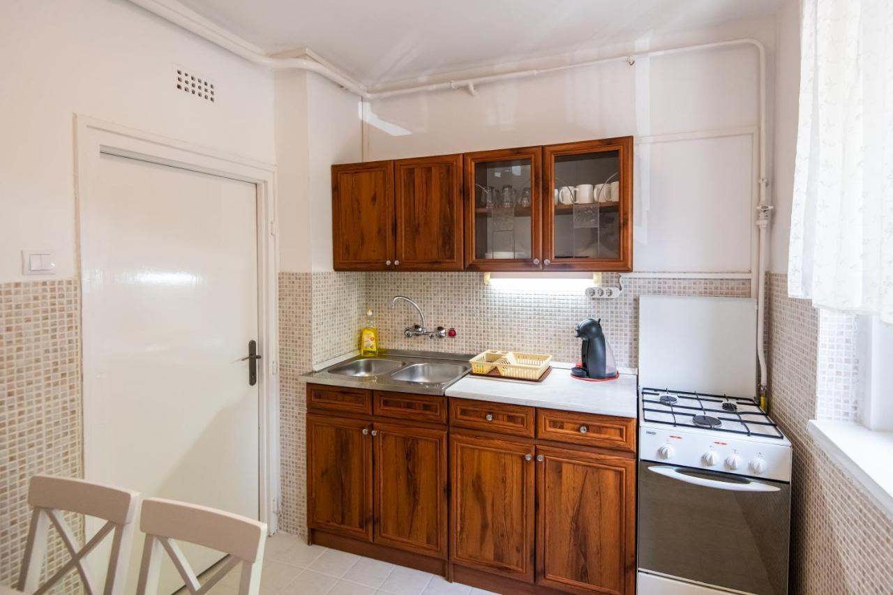 Kis Janos Apartman Шопрон Екстериор снимка